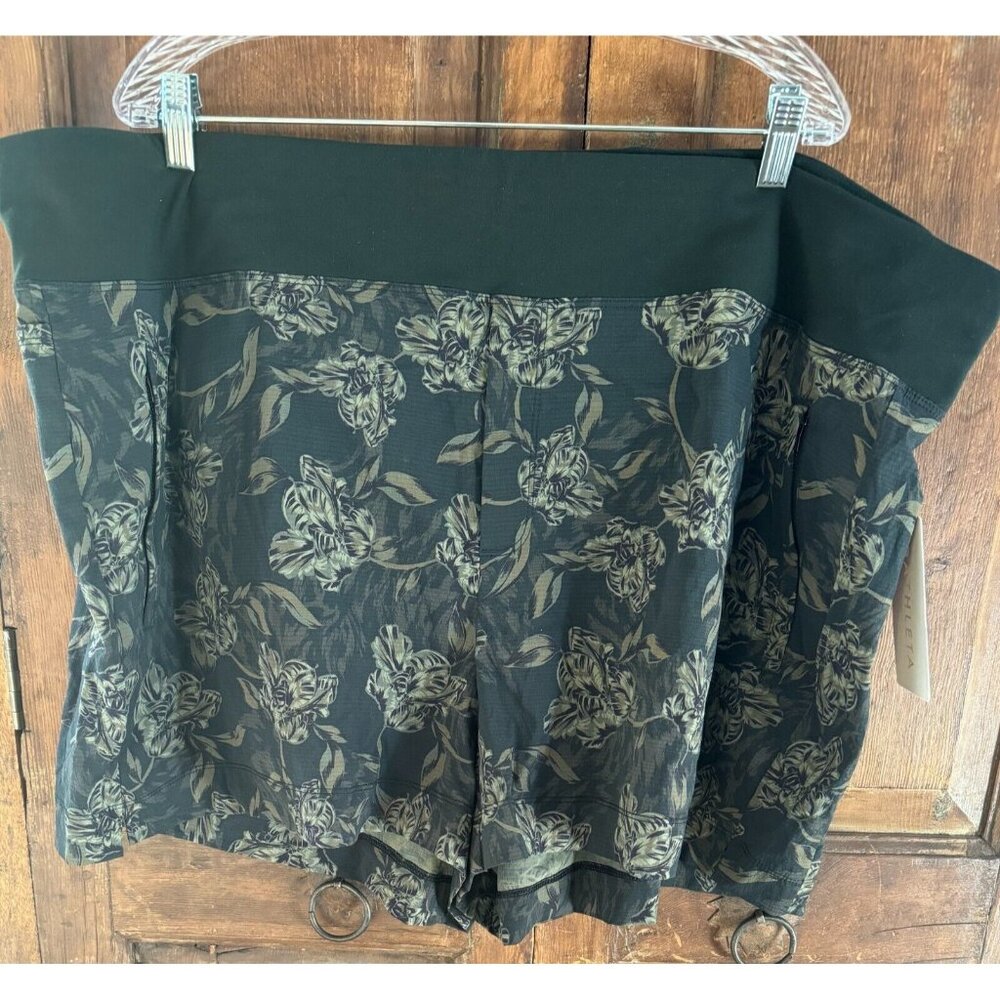 Athleta Trekkie North Printed Short Womens PLUS Size 26‎ Firma Olive NWT